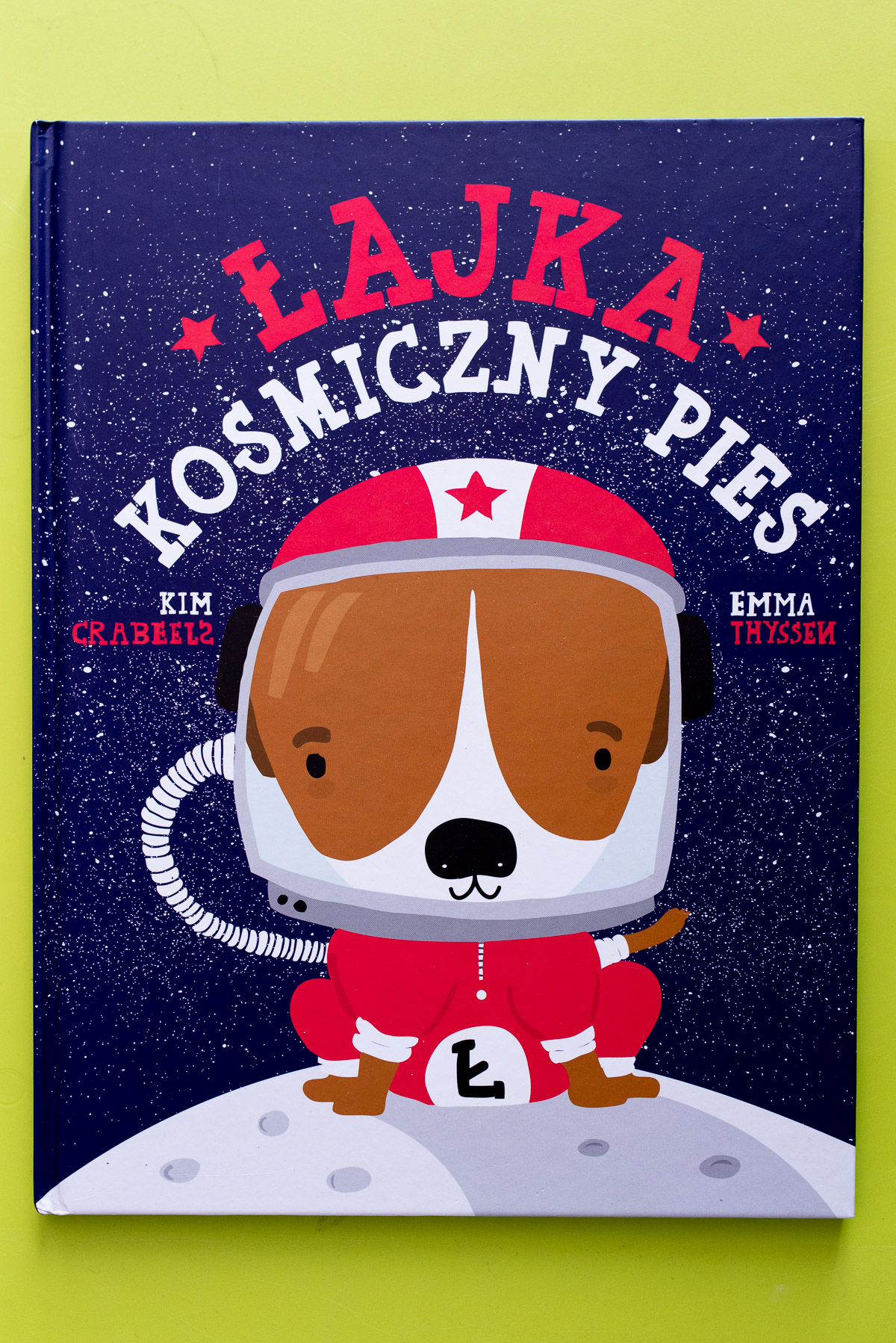 Łajka kosmiczny pies recenzja